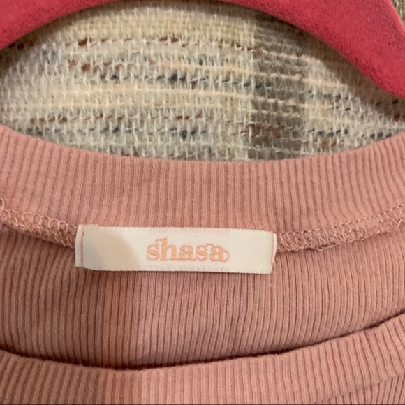 Shasta Blush Pink Crop Top - Picture 2 of 2